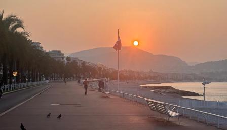 auringonnousu nizza